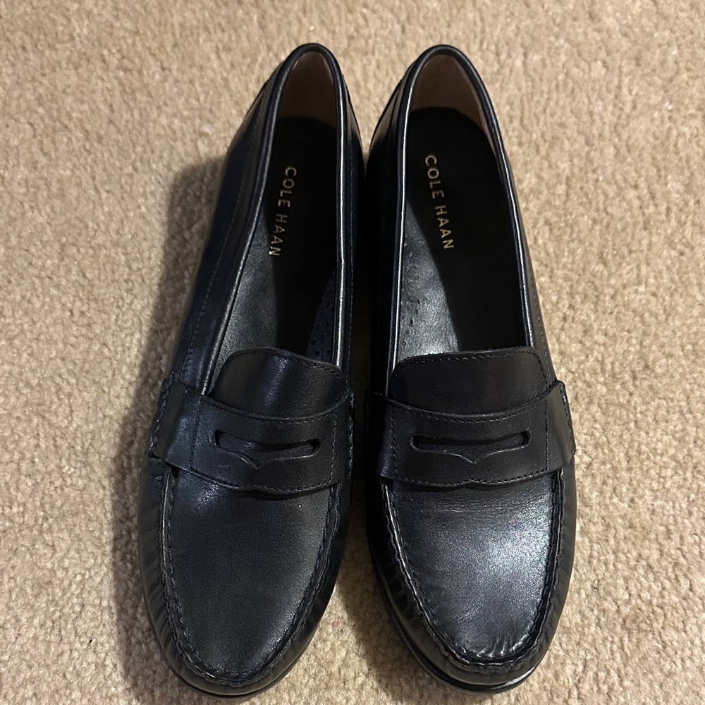 NWOB Cole Haan Women’s Black Loafers